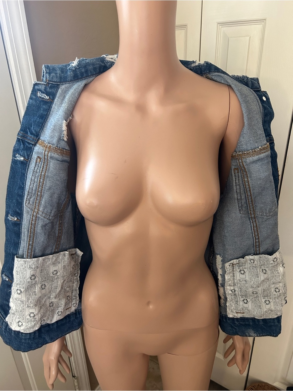 Wild Fable Light Blue Distressed Jean Jacket size M - Picture 3 of 10